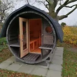 Entzueckende Reetdachkate Am Feldrand Mit Kamin * Nieby (Nieby, Schleswig-Flensburg)